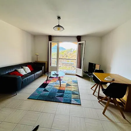 Apartament Virginie - Nature View, Balcony&air Conditioning - By Tgb